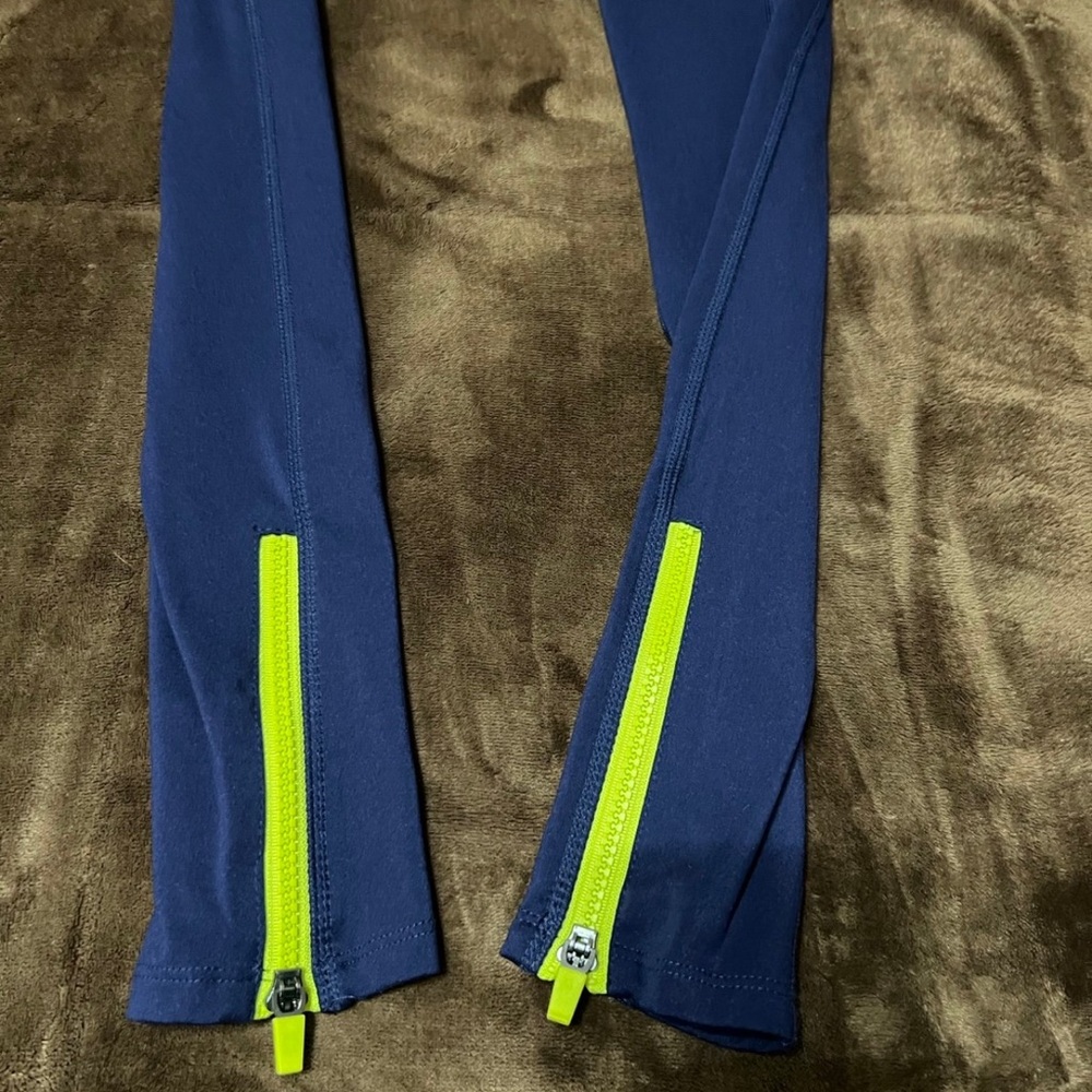 Bundle Of 5 Woman’s Size Small Fabletics. Last It… - image 8